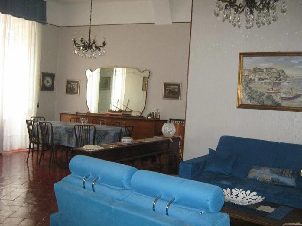 Апартаменты La Pulce Argentata Сестри-Леванте Экстерьер фото